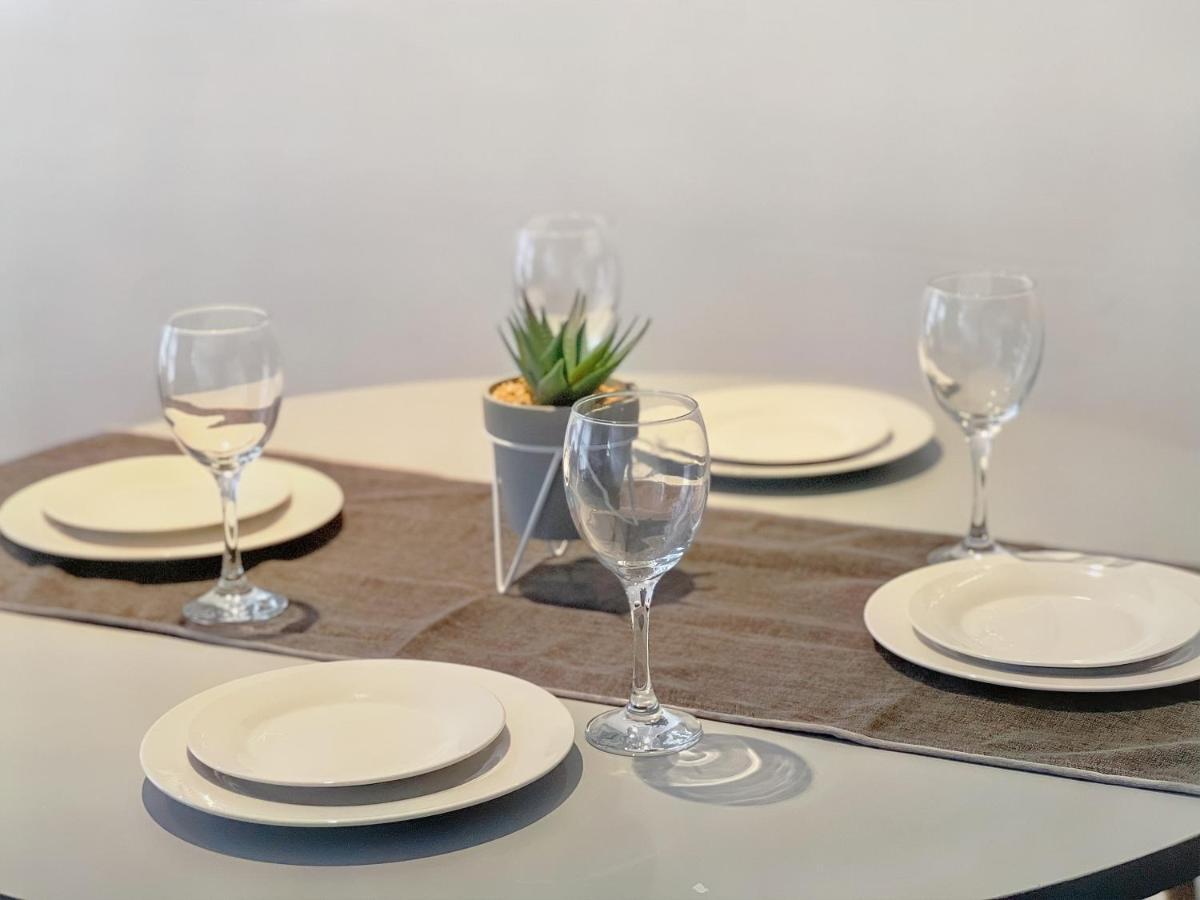 Lovely 2-Bedroom Serviced Apartment Greater Лондон Экстерьер фото